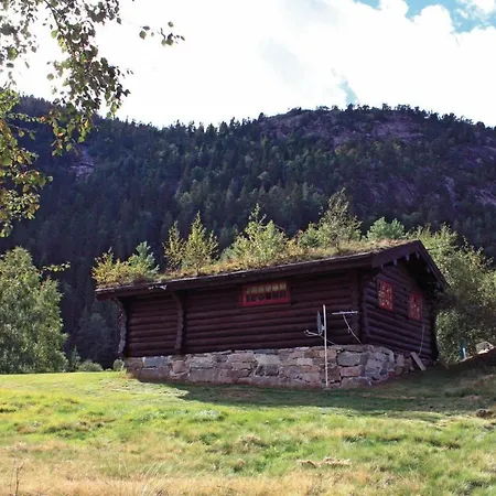 2 Bedroom Cozy In Amli Holiday home Stoylen